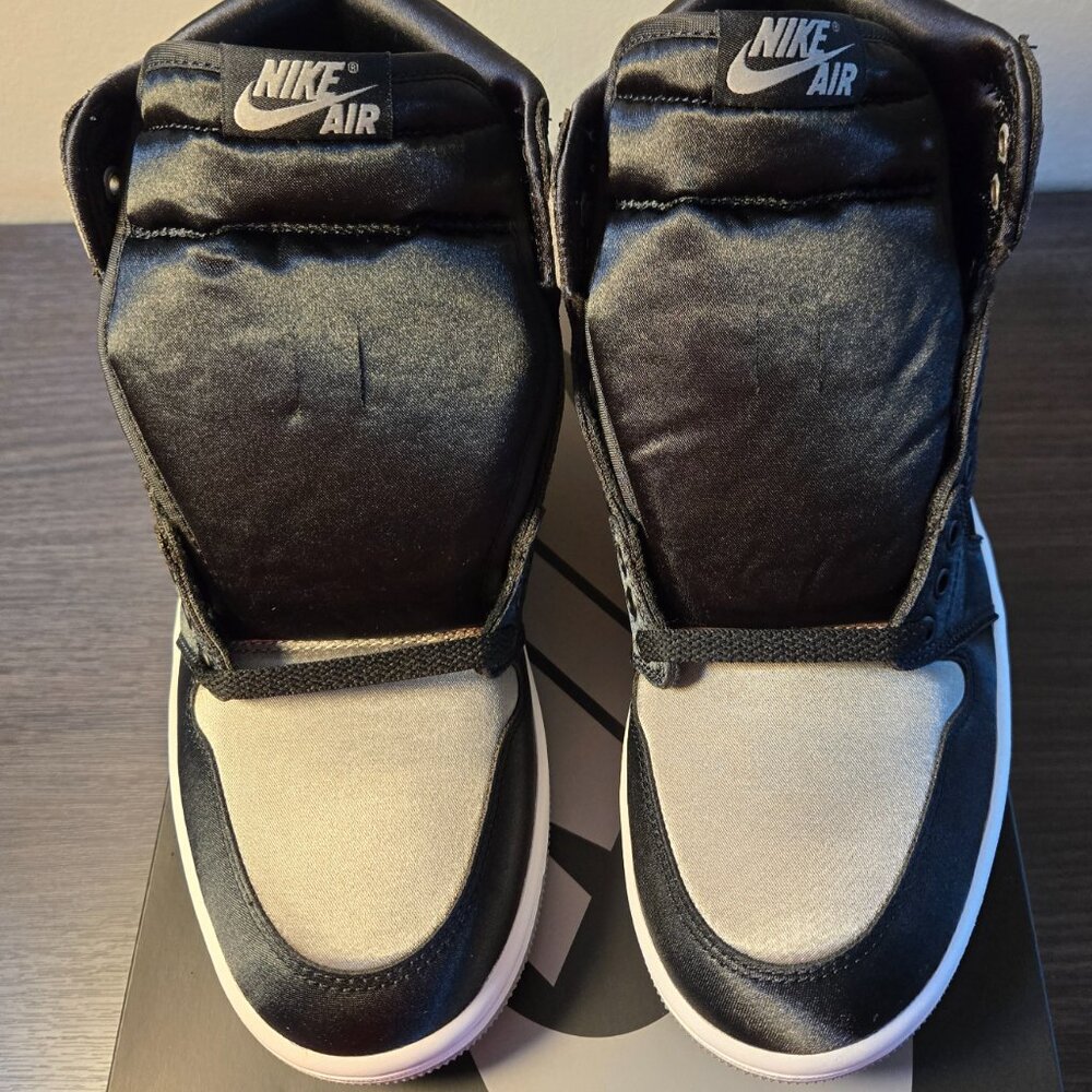 Air Jordan 1 Retro High OG Satin Shadow Women Sz 10 Black Medium Grey FD4810010 - Picture 4 of 11